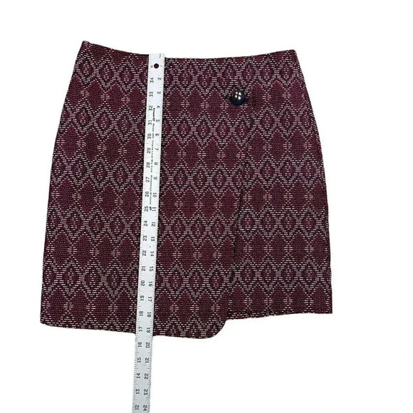 LOFT Size 4 Maroon Navy Textured Diamond Button Wrap Skirt Geometric Print - Picture 5 of 7